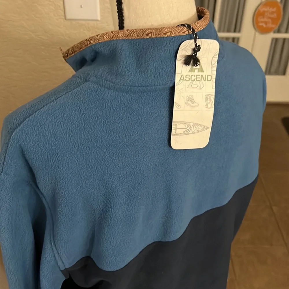 Ascend light blue
